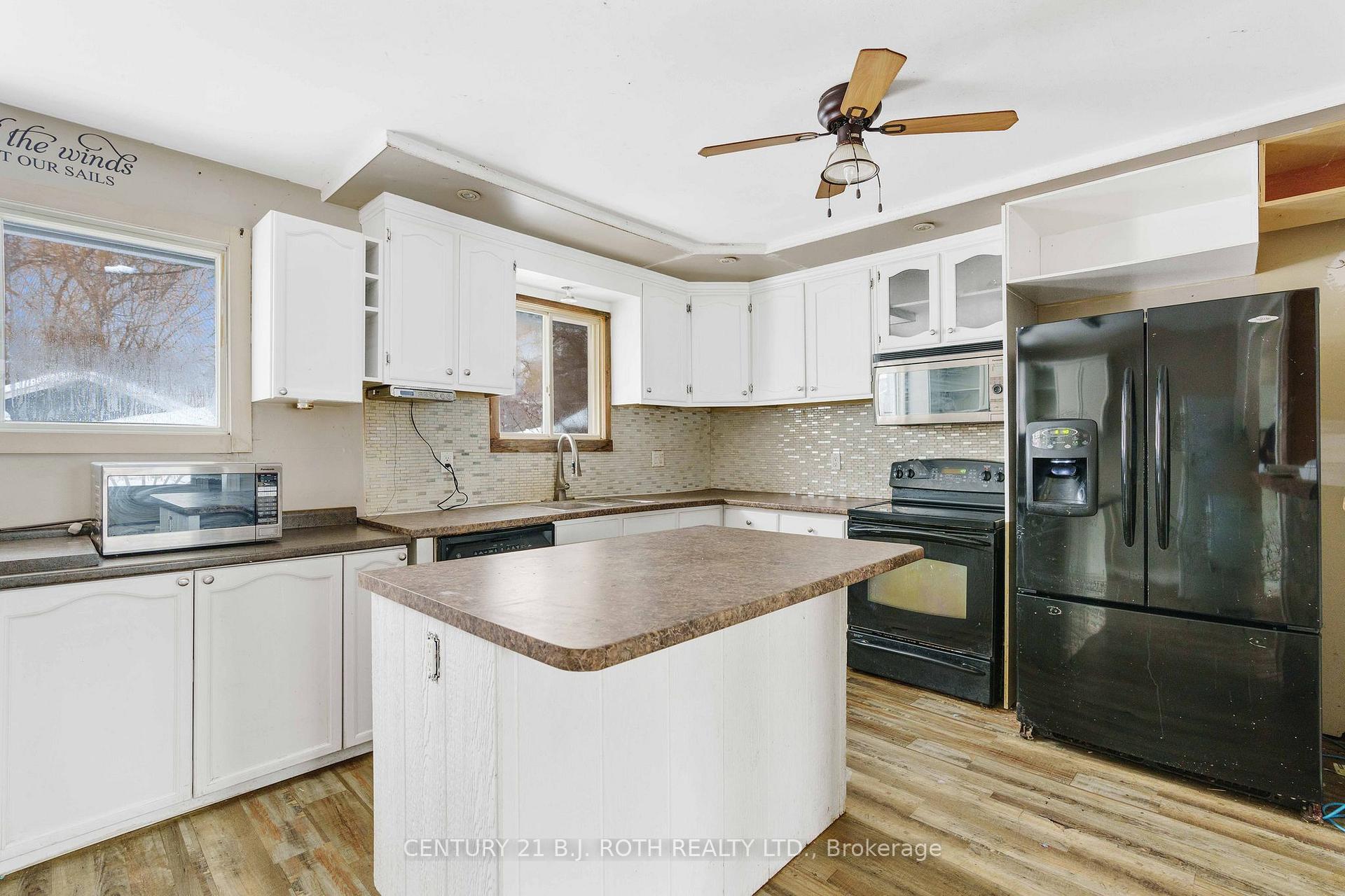 Photo 6 of 220 Margaret Street, Clearview, Stayner — HOMEH