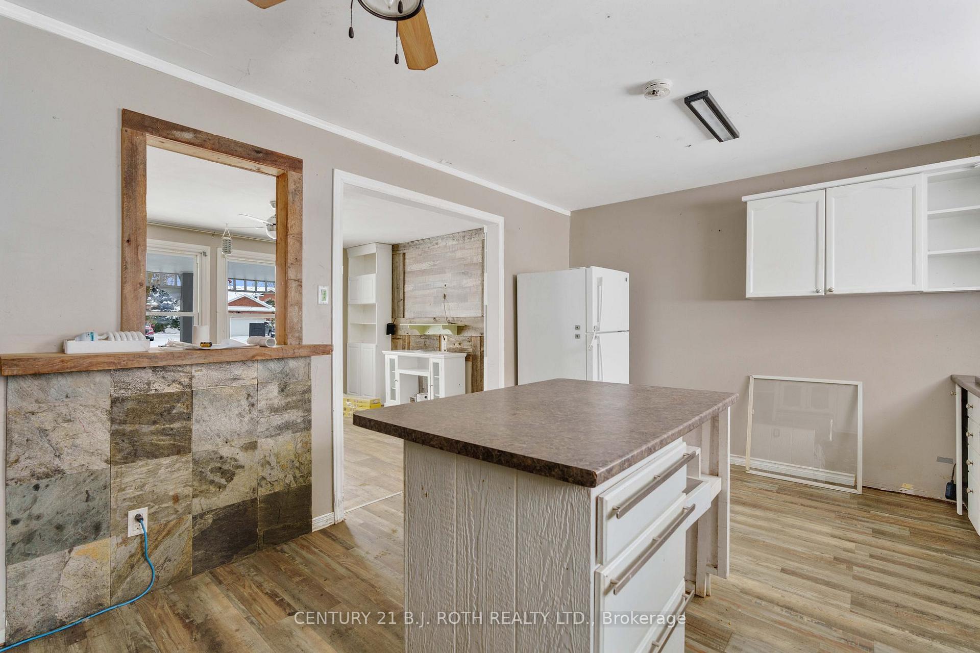Photo 9 of 220 Margaret Street, Clearview, Stayner — HOMEH