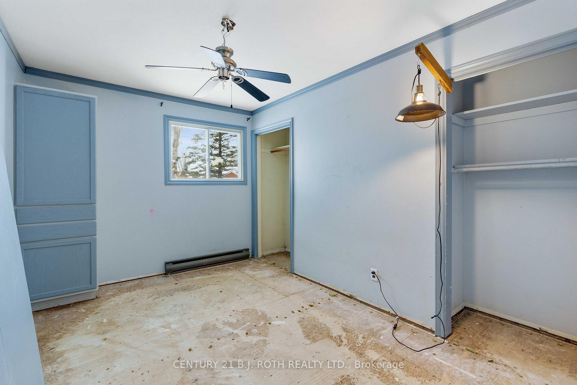 Photo 12 of 220 Margaret Street, Clearview, Stayner — HOMEH