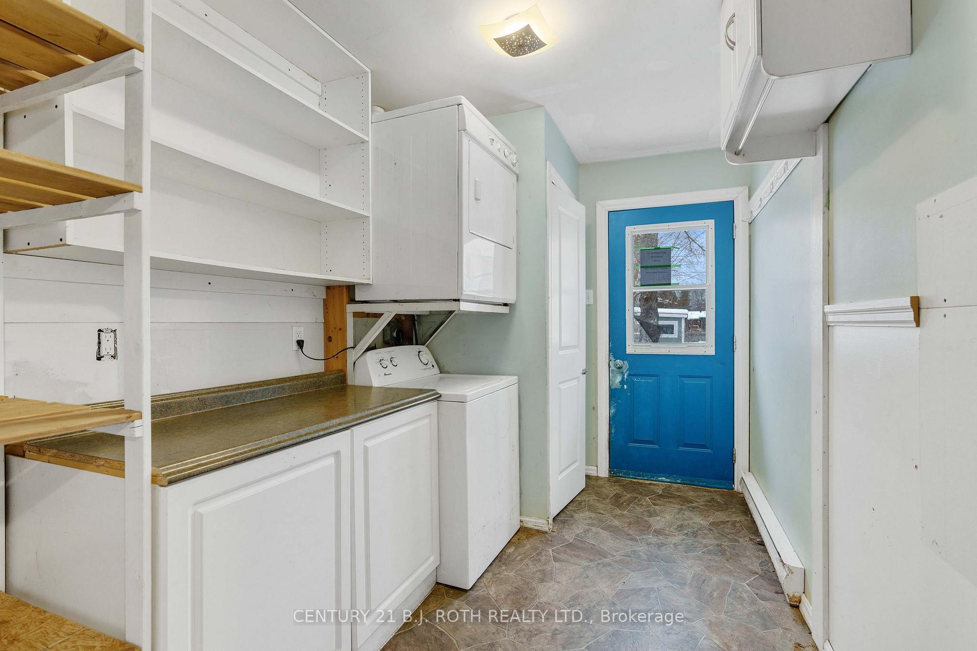 Photo 17 of 220 Margaret Street, Clearview, Stayner — HOMEH