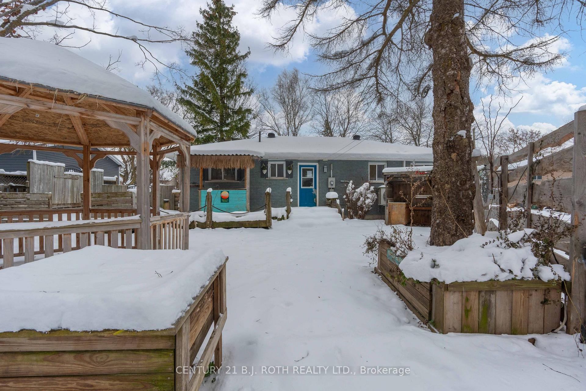 Photo 18 of 220 Margaret Street, Clearview, Stayner — HOMEH