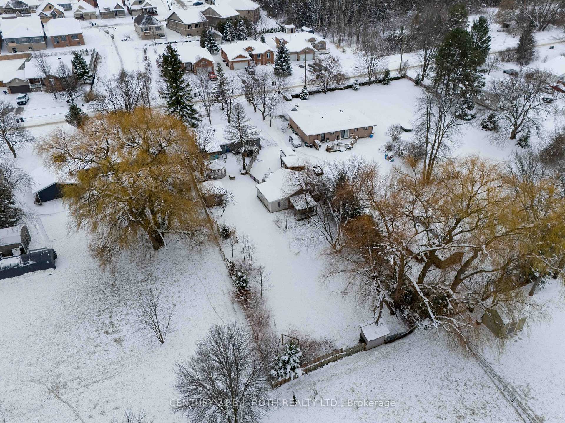 Photo 21 of 220 Margaret Street, Clearview, Stayner — HOMEH