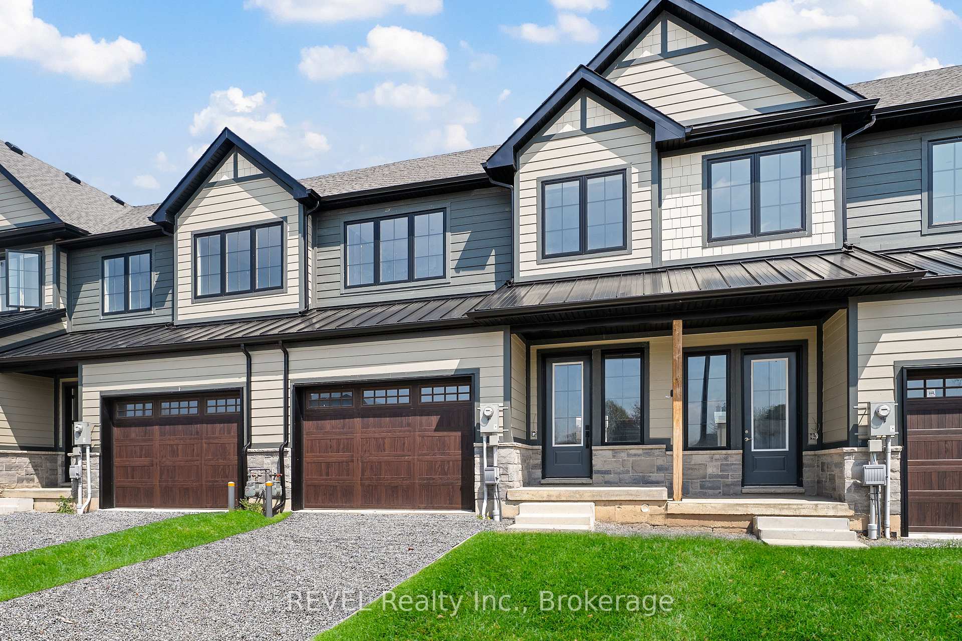 Photo 1 of 99 Ivy Crescent, Thorold, Confederation Heights — HOMEH