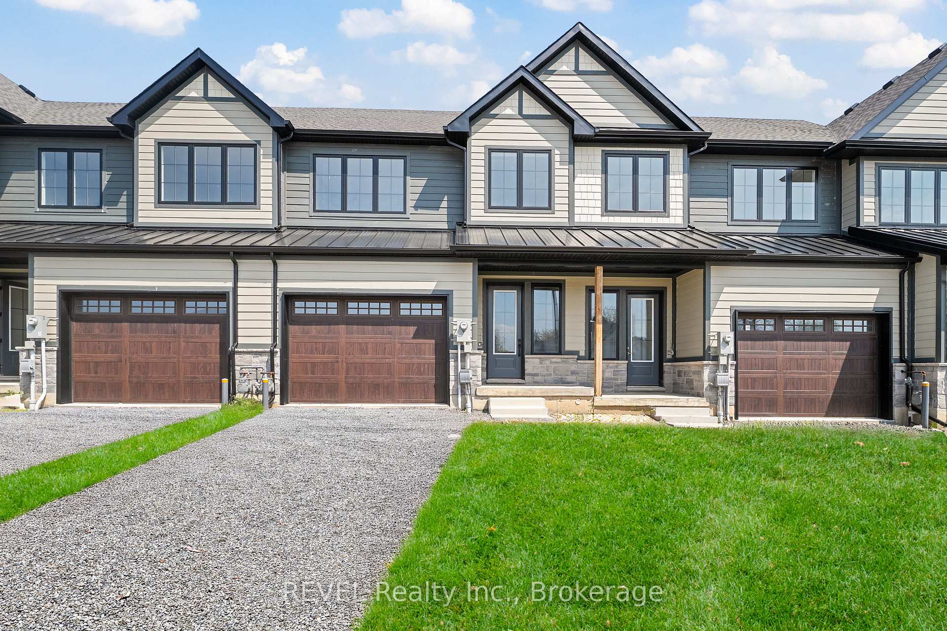Photo 1 of 101 Ivy Crescent, Thorold, Confederation Heights — HOMEH