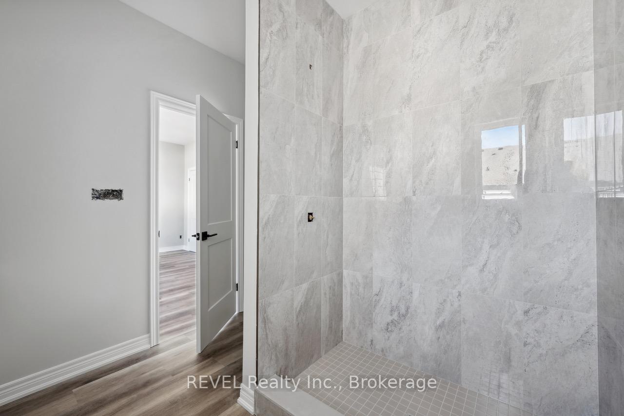 Photo 19 of 101 Ivy Crescent, Thorold, Confederation Heights — HOMEH