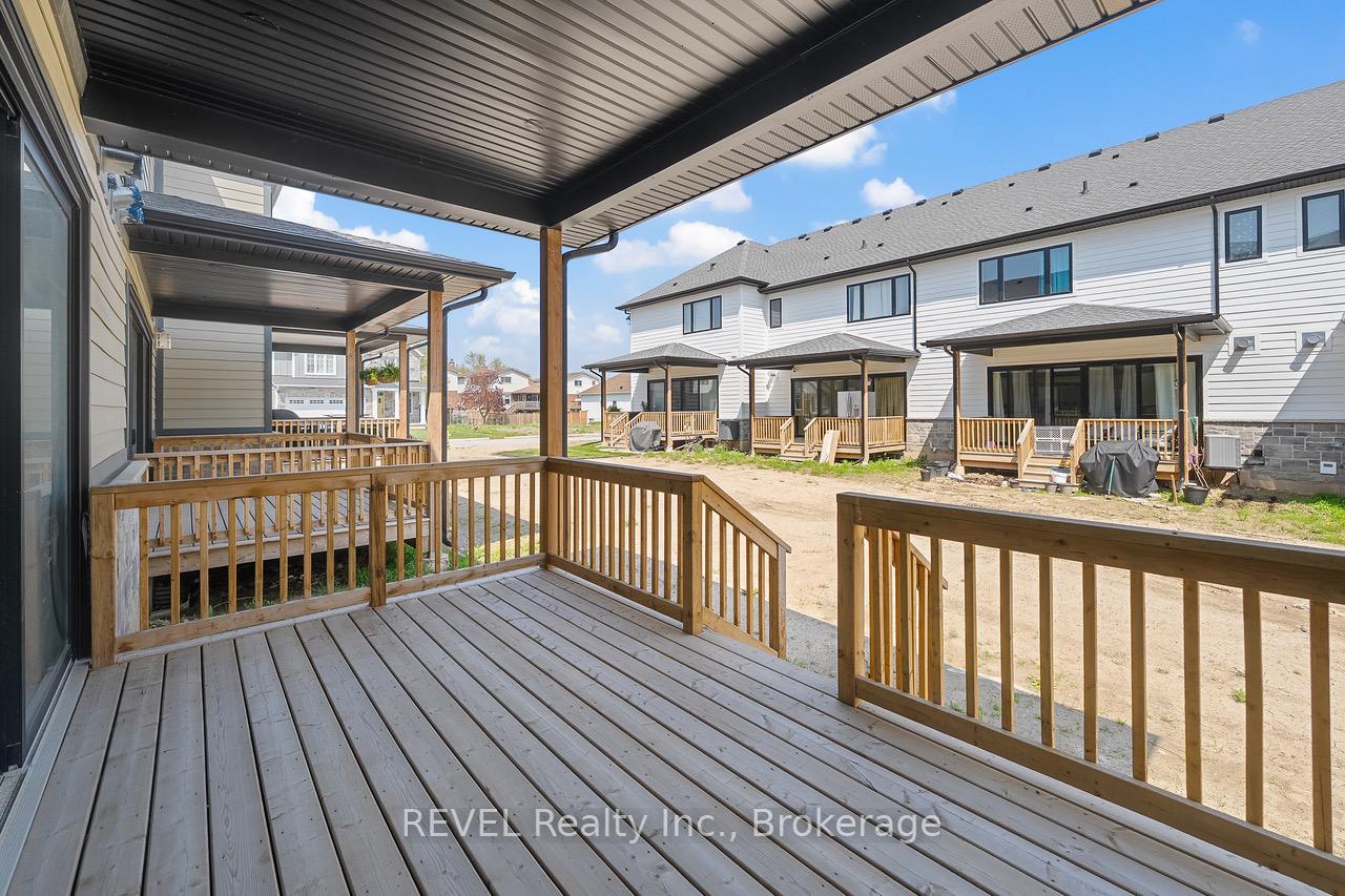 Photo 8 of 101 Ivy Crescent, Thorold, Confederation Heights — HOMEH