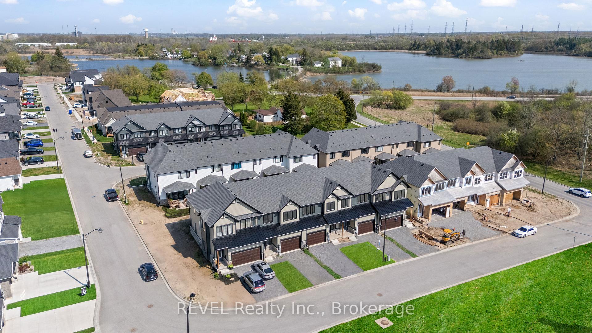 Photo 12 of 101 Ivy Crescent, Thorold, Confederation Heights — HOMEH