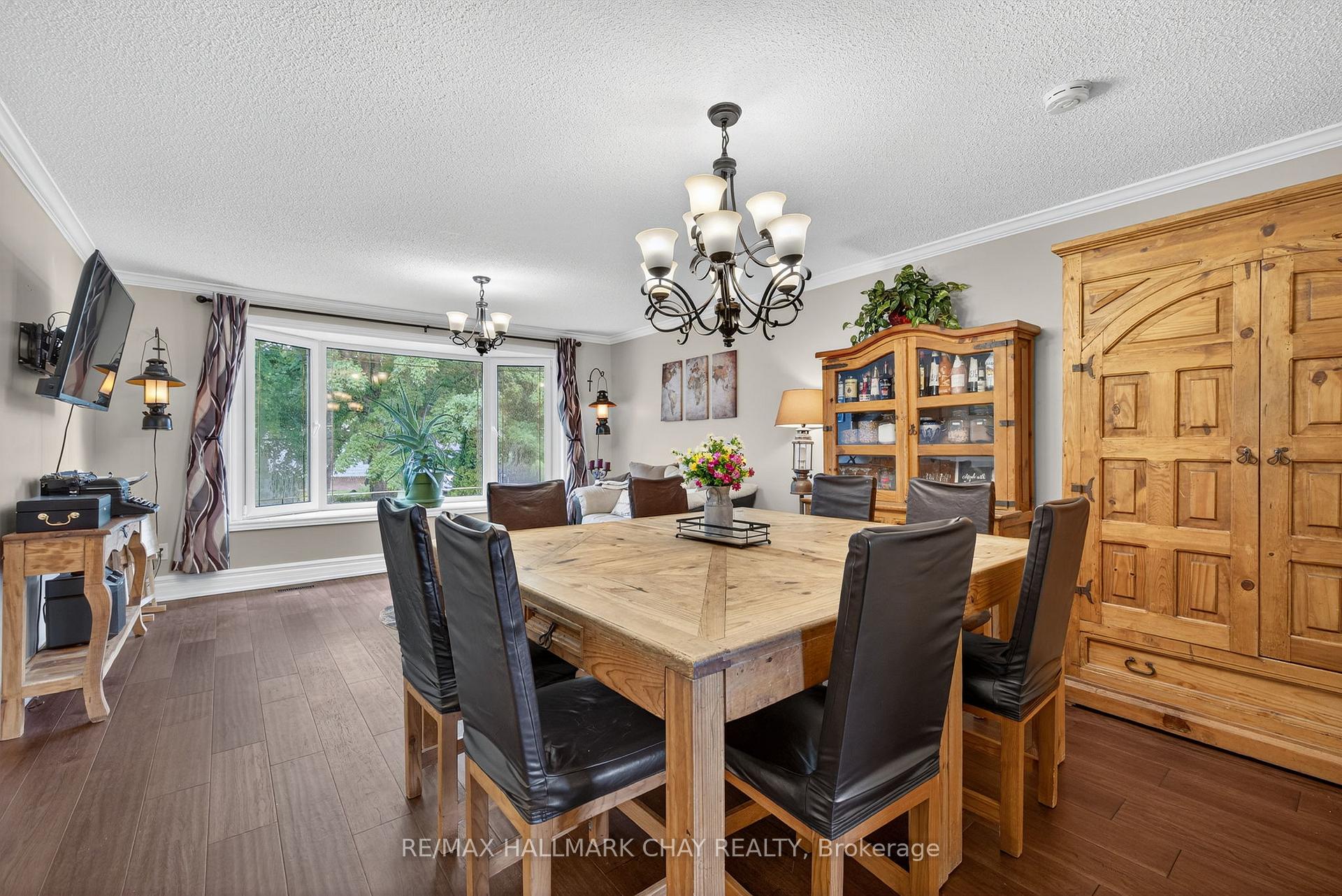 Photo 46 of 9 Hammond Crescent, New Tecumseth, Beeton — HOMEH