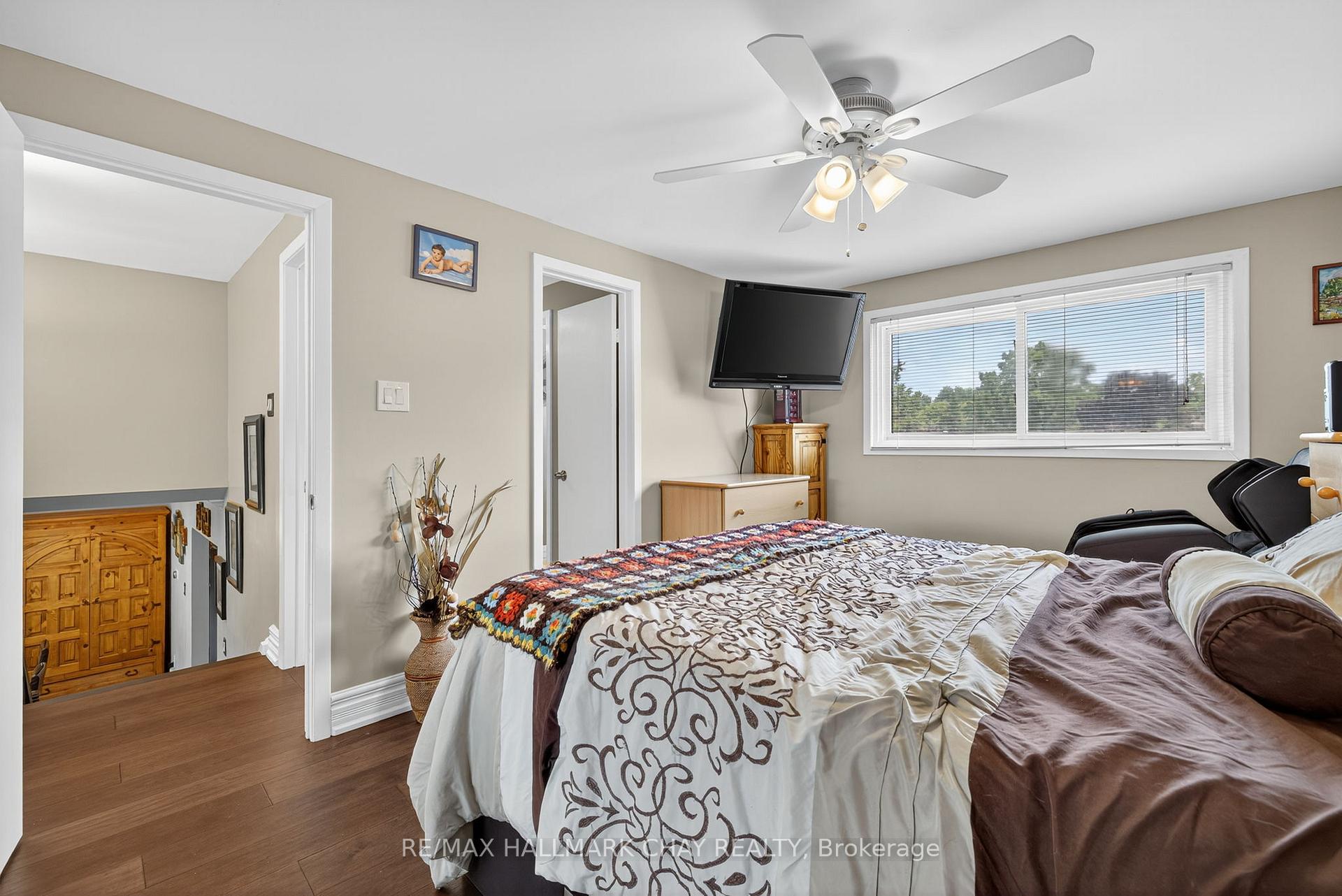 Photo 48 of 9 Hammond Crescent, New Tecumseth, Beeton — HOMEH