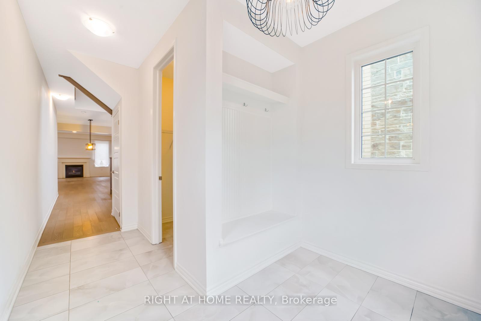 Photo 6 of 1410 Swallowtail Lane, Pickering, Rural Pickering — HOMEH