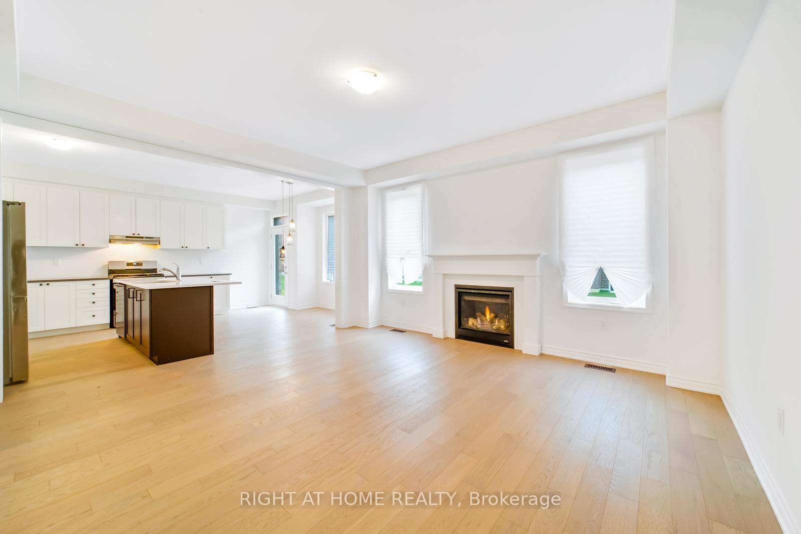 Photo 8 of 1410 Swallowtail Lane, Pickering, Rural Pickering — HOMEH