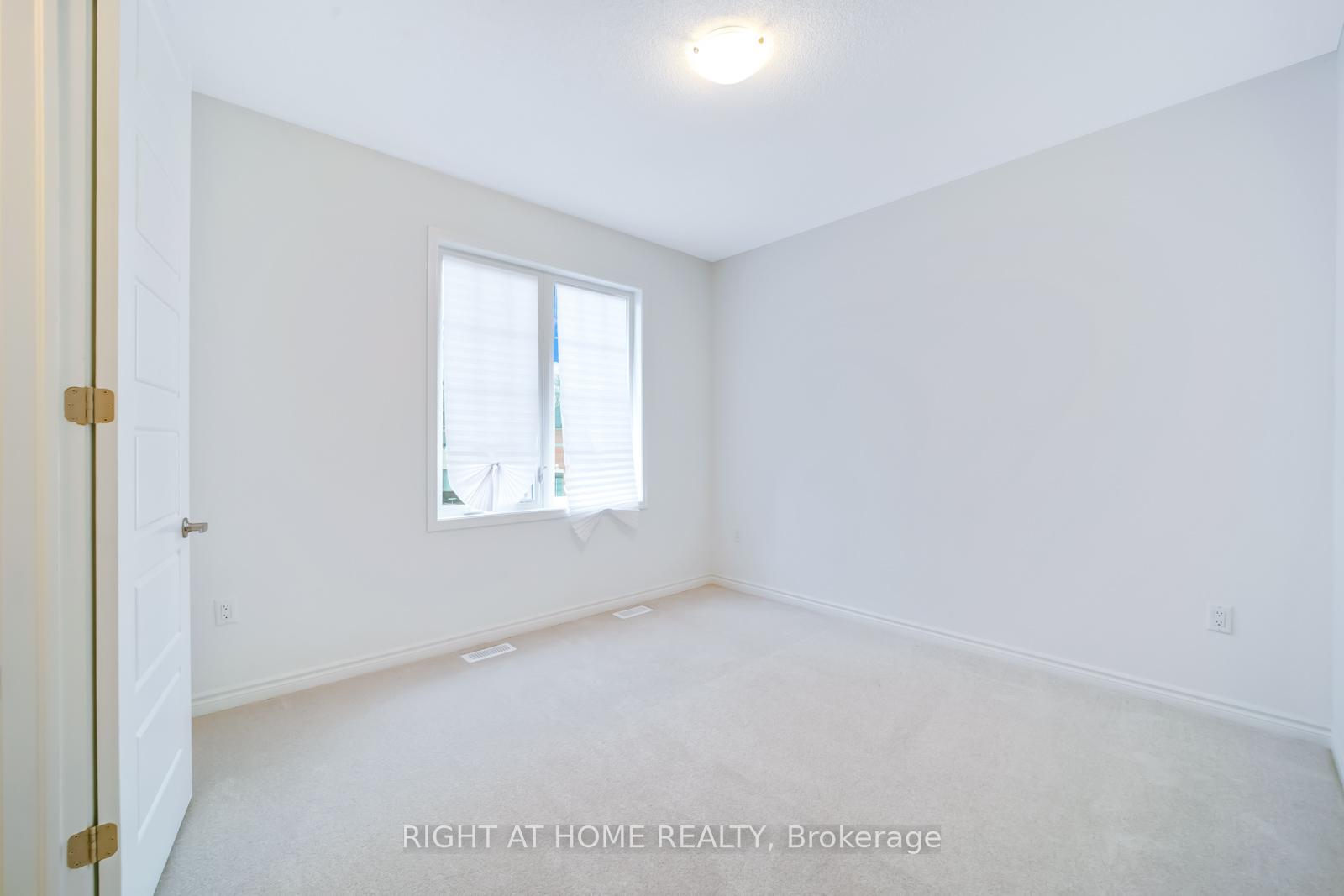 Photo 23 of 1410 Swallowtail Lane, Pickering, Rural Pickering — HOMEH
