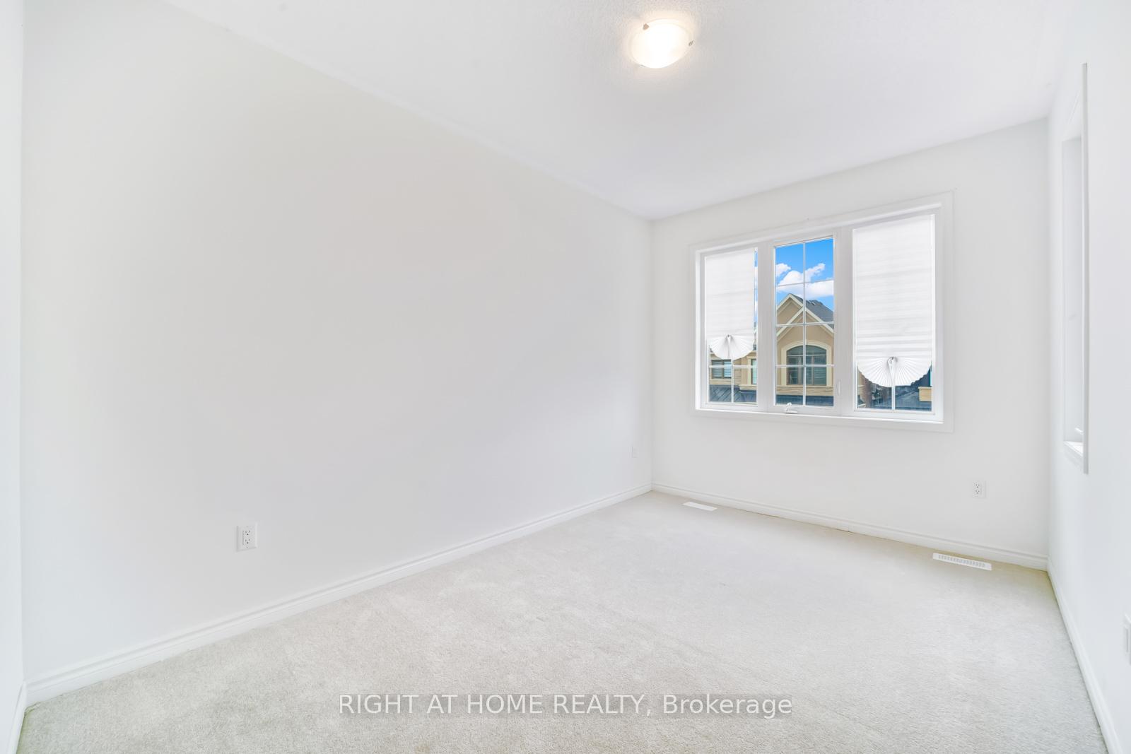 Photo 25 of 1410 Swallowtail Lane, Pickering, Rural Pickering — HOMEH