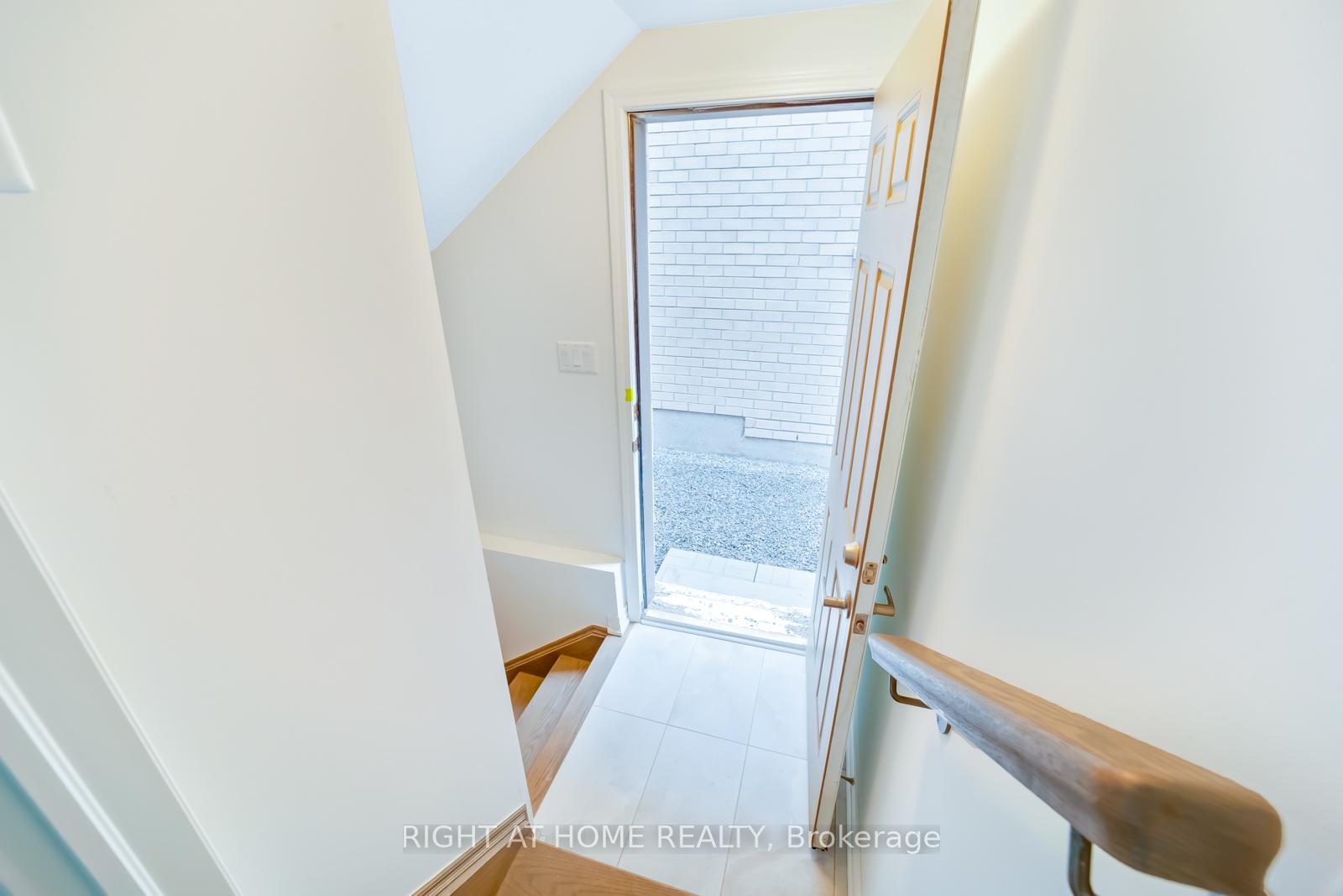 Photo 30 of 1410 Swallowtail Lane, Pickering, Rural Pickering — HOMEH