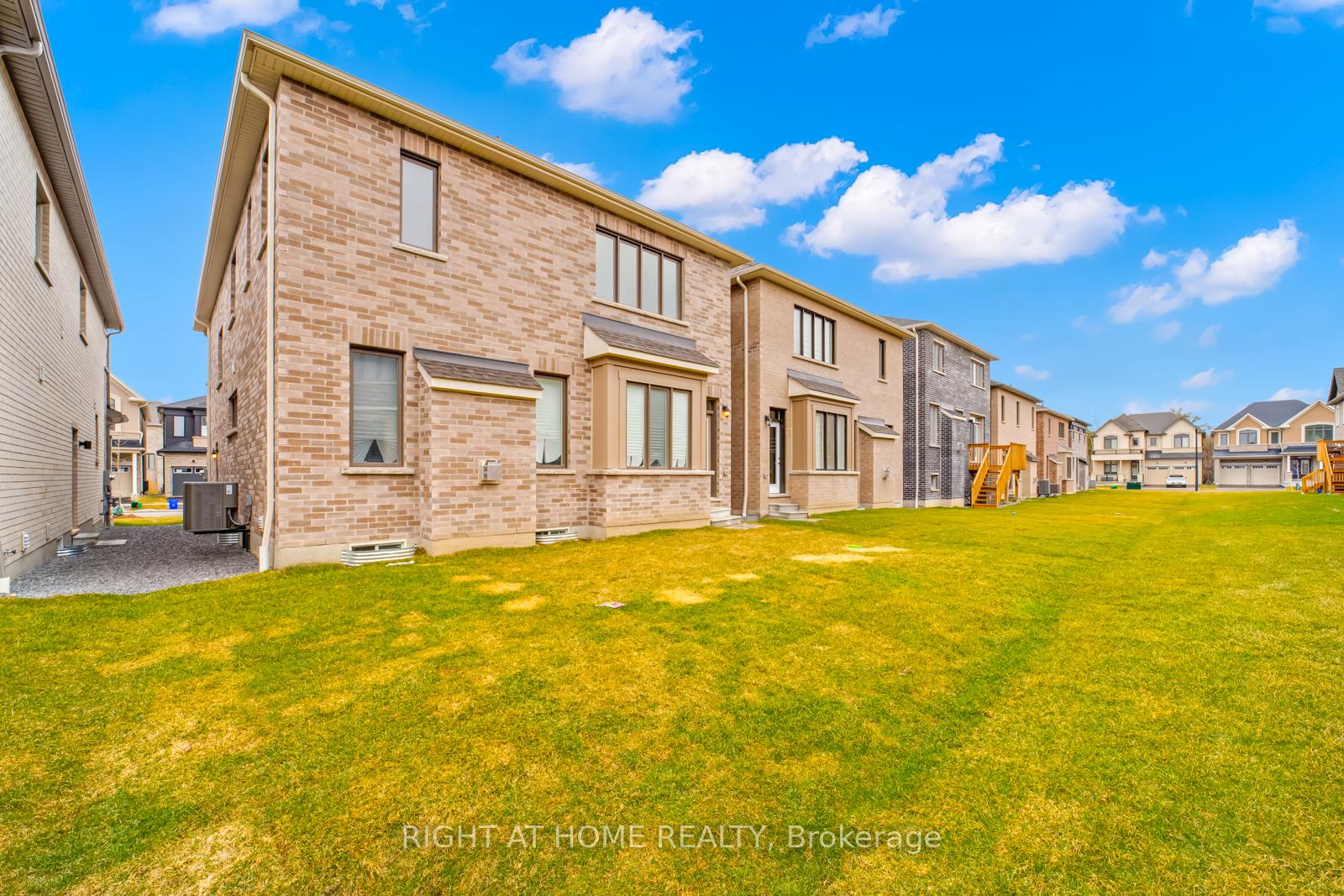 Photo 36 of 1410 Swallowtail Lane, Pickering, Rural Pickering — HOMEH