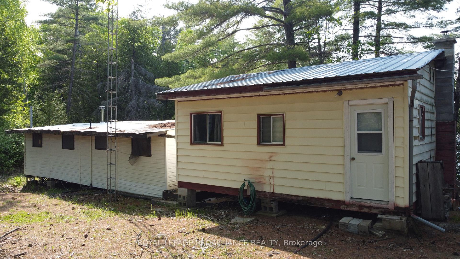 Photo 7 of 1052 Ridgeway Lane, North Frontenac, Frontenac North — HOMEH