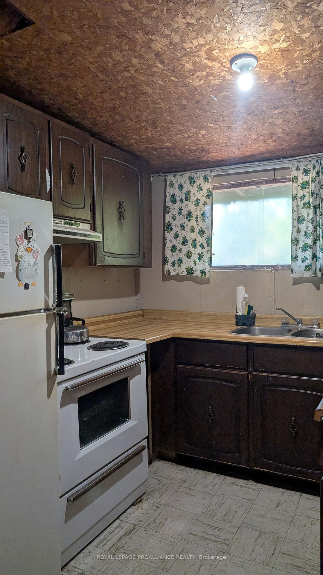 Photo 17 of 1052 Ridgeway Lane, North Frontenac, Frontenac North — HOMEH