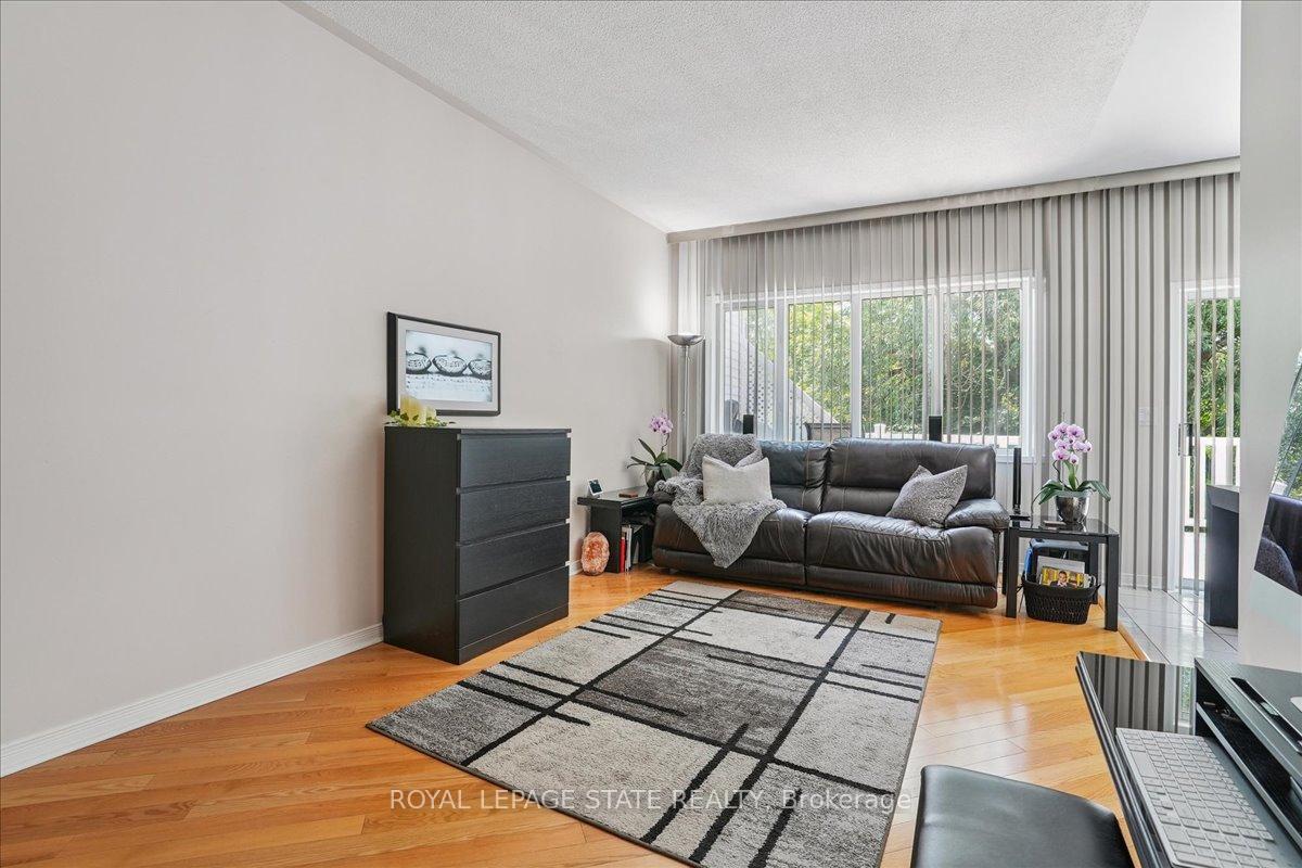 Photo 11 of 31 Morrison Crescent, Grimsby, Grimsby Beach — HOMEH