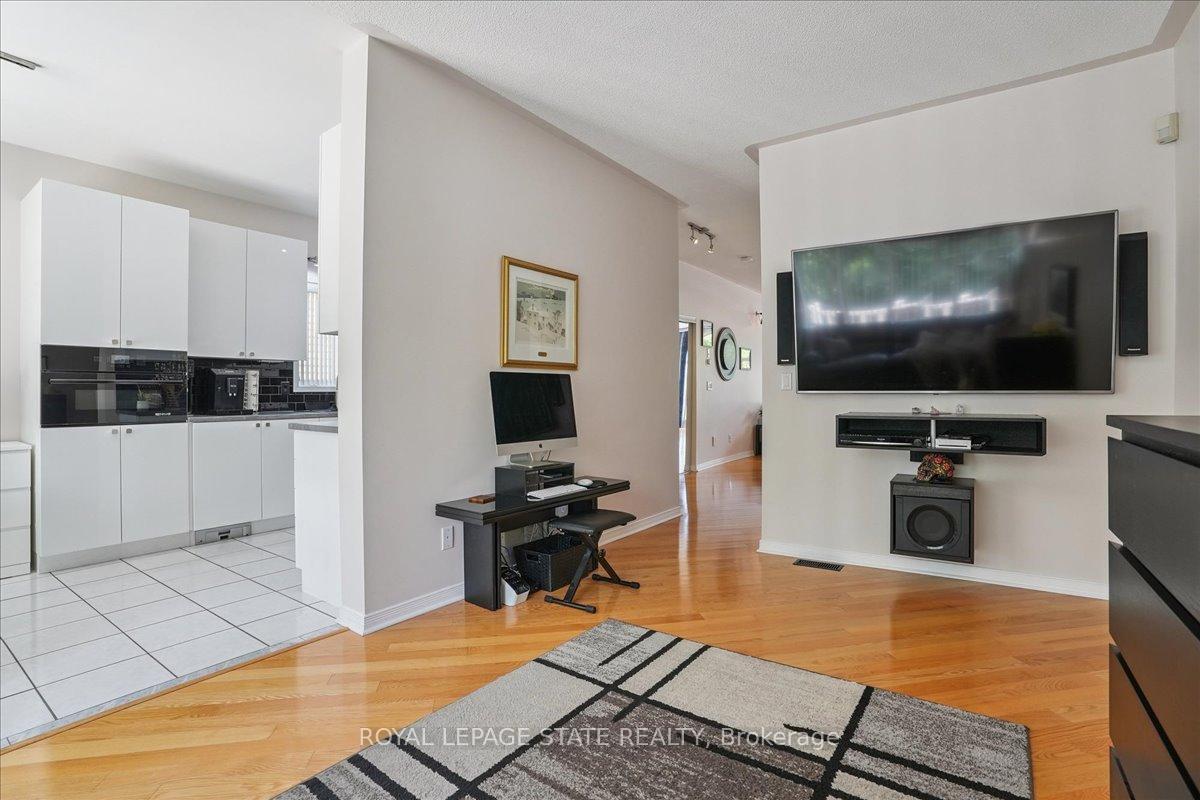 Photo 13 of 31 Morrison Crescent, Grimsby, Grimsby Beach — HOMEH