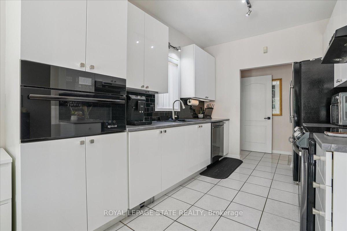 Photo 18 of 31 Morrison Crescent, Grimsby, Grimsby Beach — HOMEH