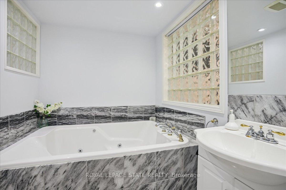 Photo 32 of 31 Morrison Crescent, Grimsby, Grimsby Beach — HOMEH