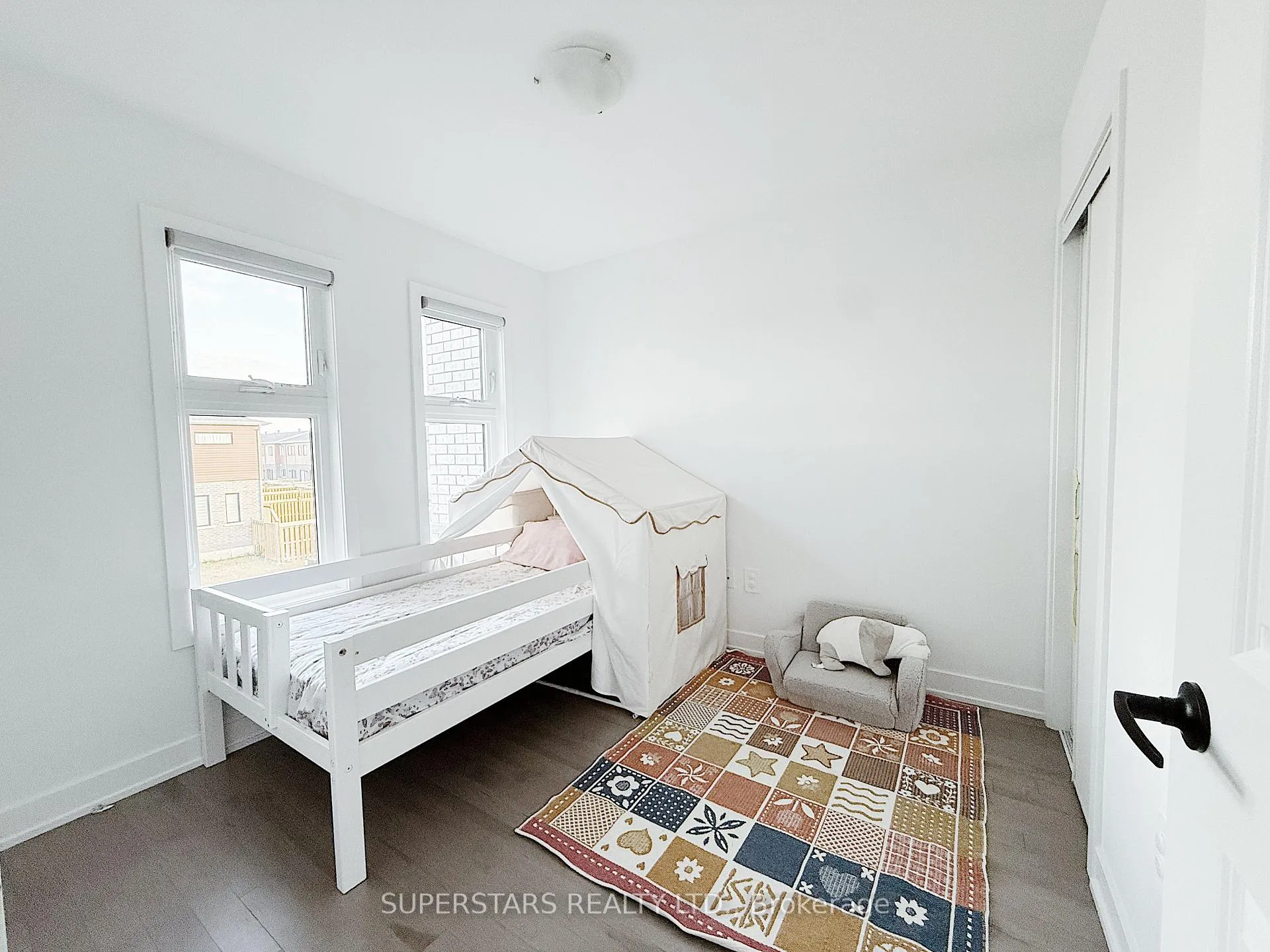 Photo 8 of 12 Westwood Avenue, Barrie, Painswick South — HOMEH