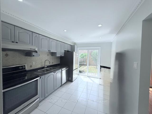 Photo 12 of 96 Kenley Crescent, Markham, Milliken Mills East — HOMEH
