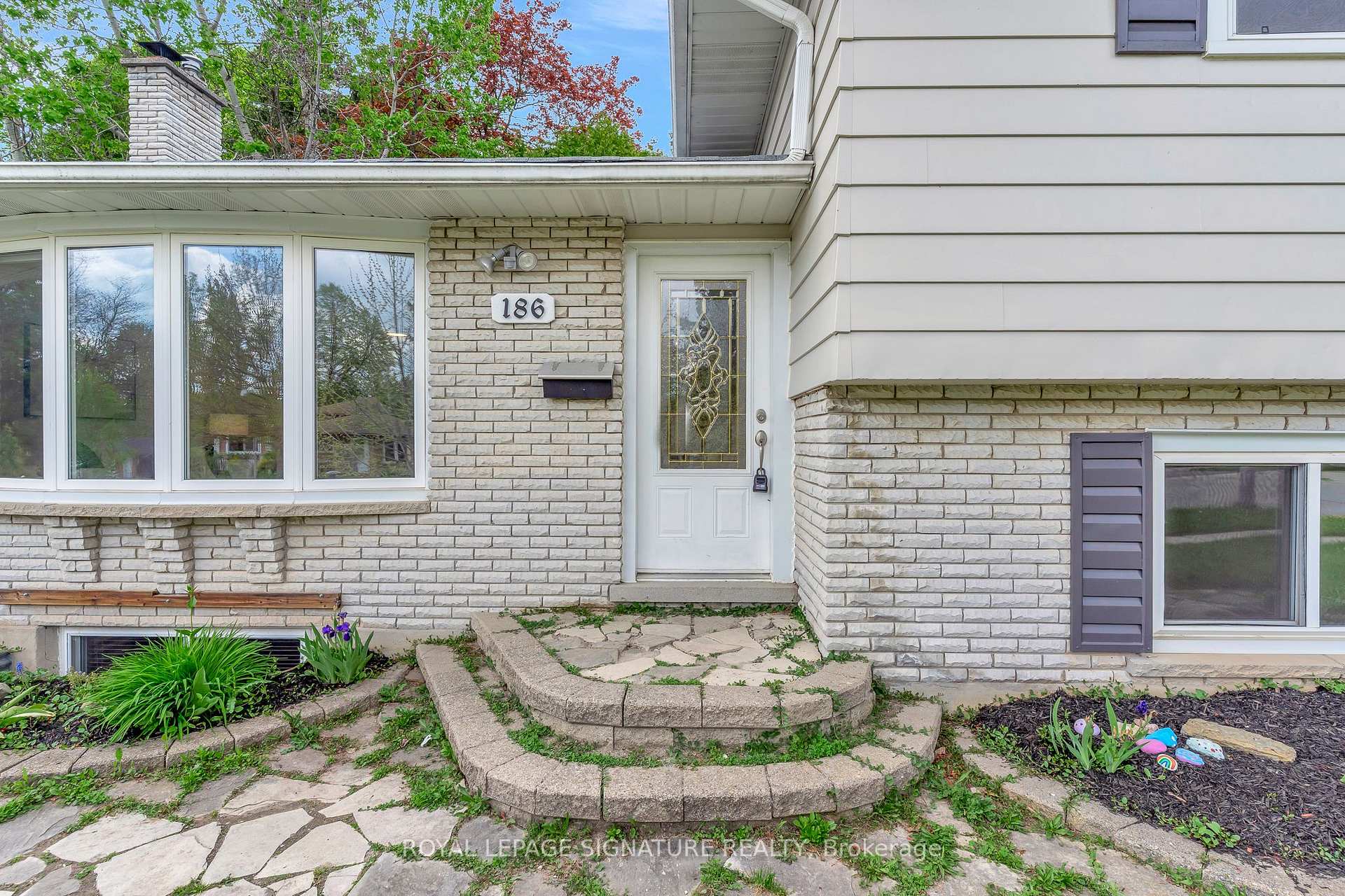 Photo 34 of 186 Cedarbrae Avenue, Waterloo — HOMEH