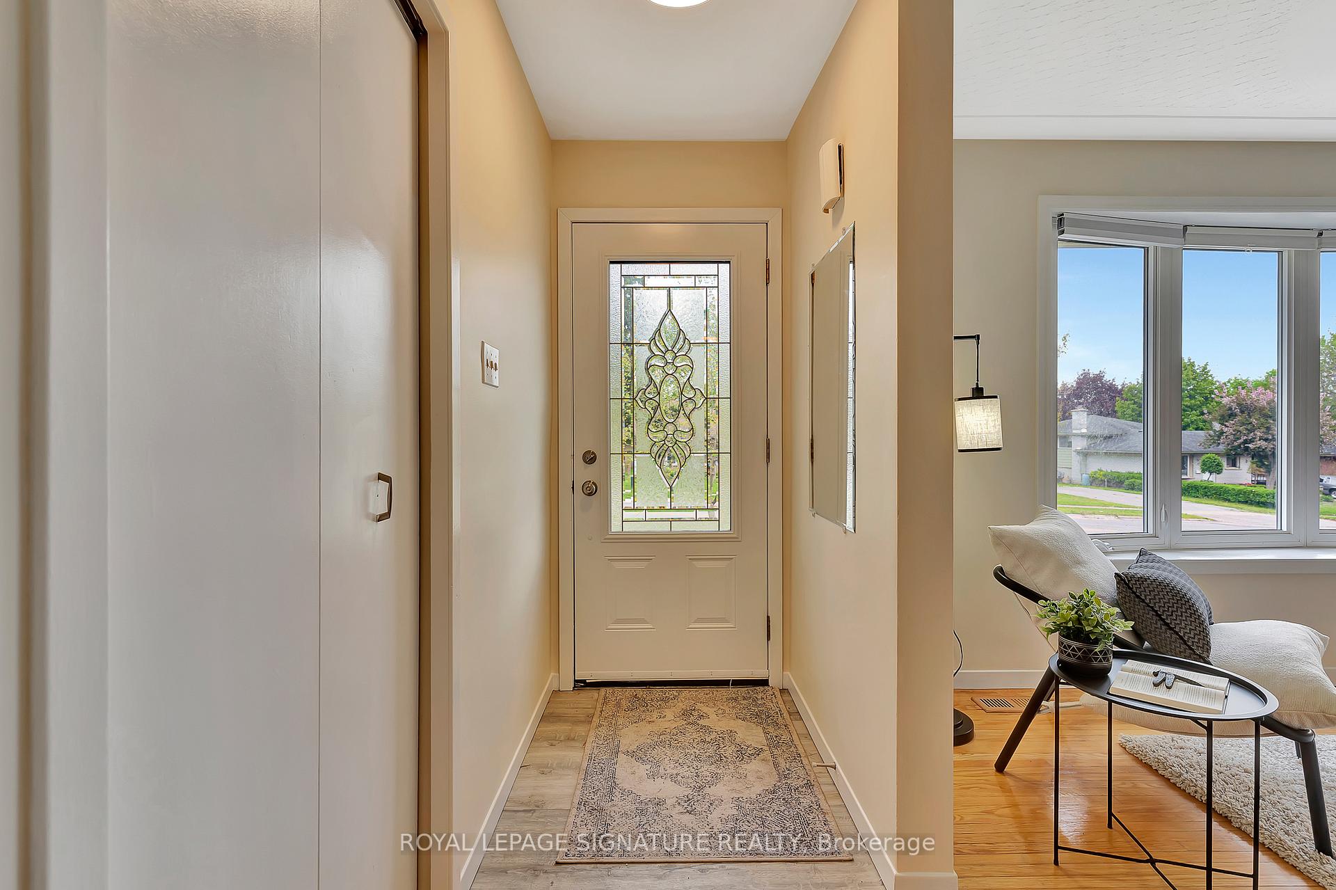 Photo 3 of 186 Cedarbrae Avenue, Waterloo — HOMEH