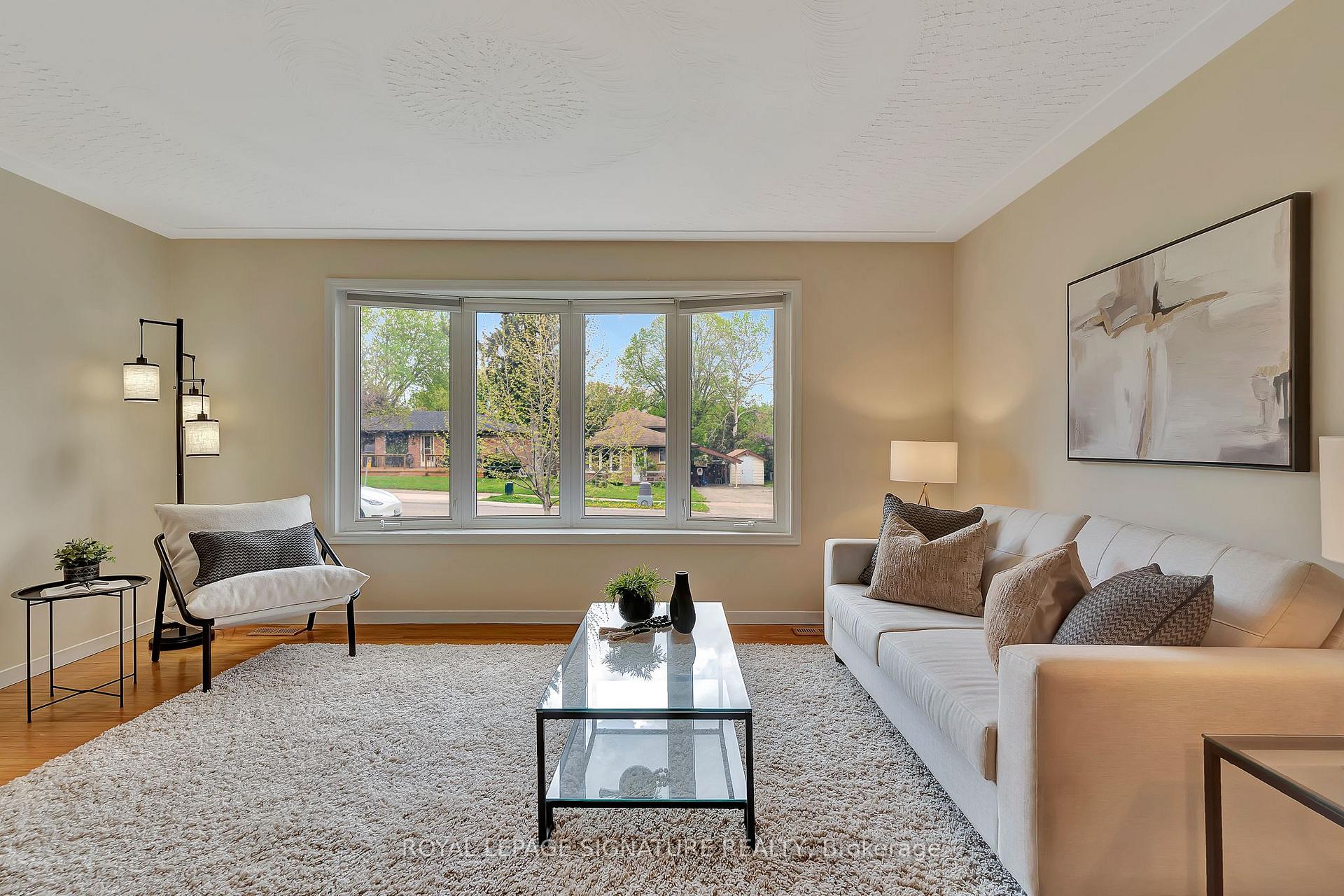 Photo 16 of 186 Cedarbrae Avenue, Waterloo — HOMEH