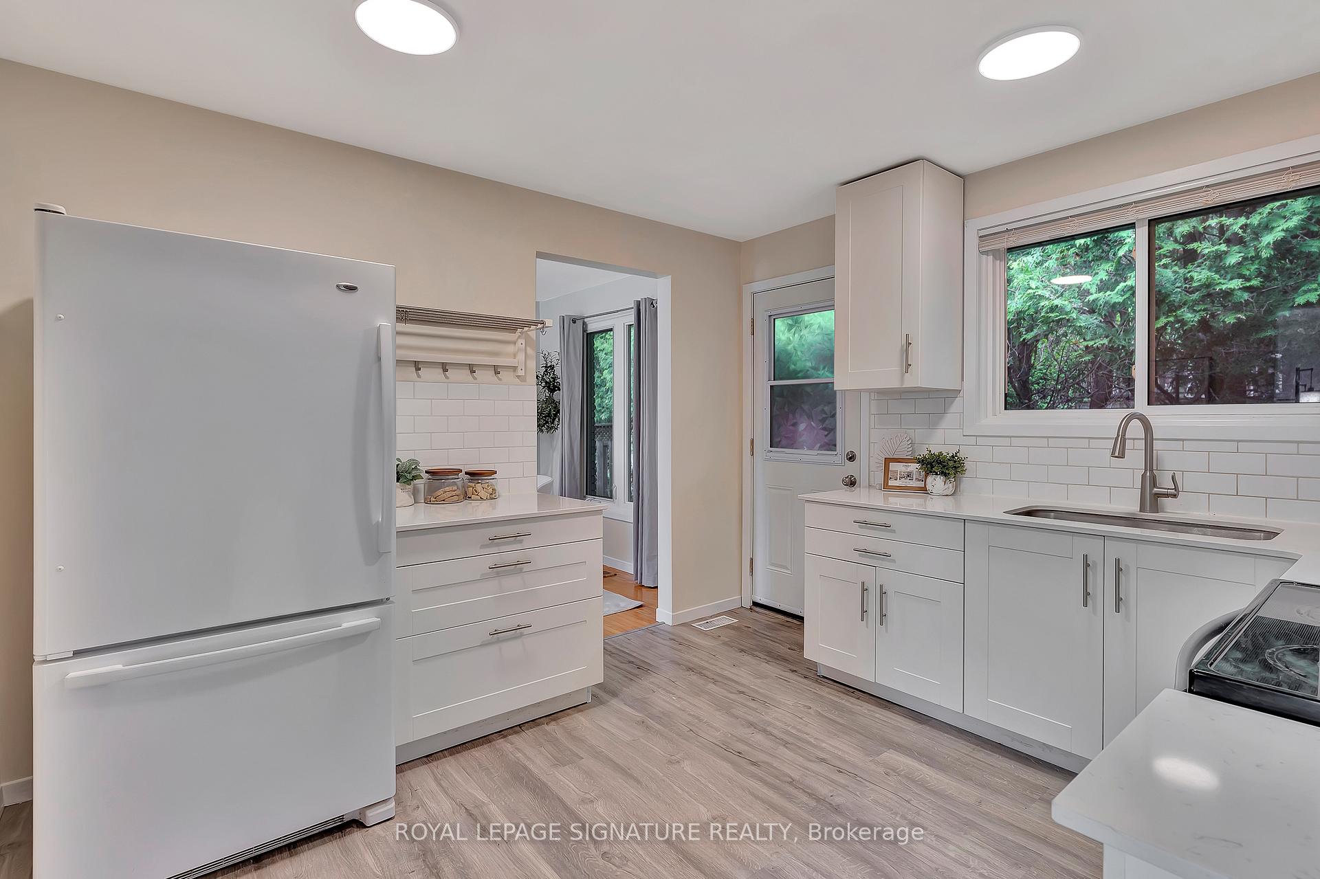 Photo 7 of 186 Cedarbrae Avenue, Waterloo — HOMEH