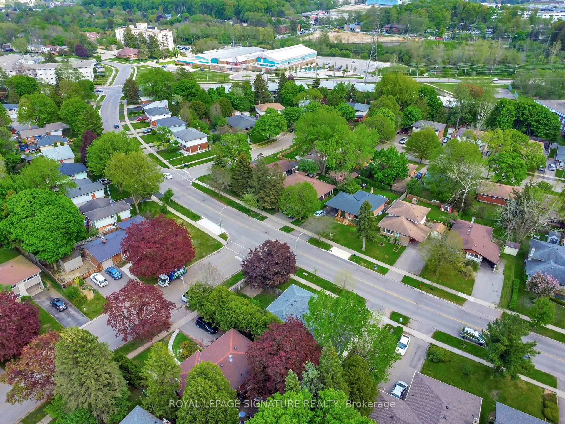 Photo 30 of 186 Cedarbrae Avenue, Waterloo — HOMEH