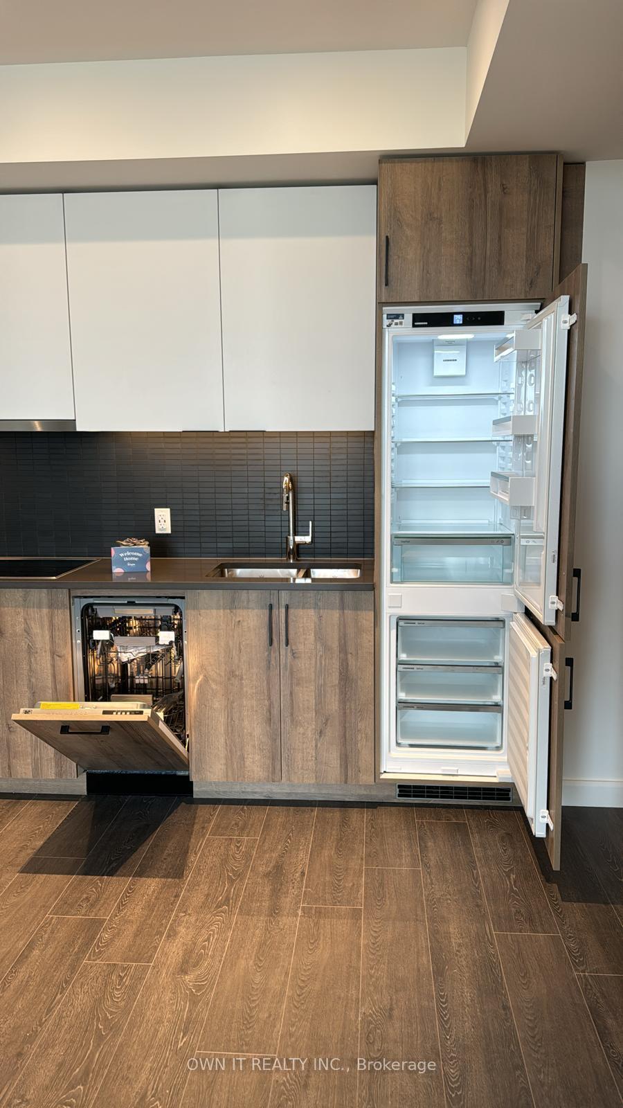 Photo 10 of Unit 608, 741 King Street W, Kitchener — HOMEH
