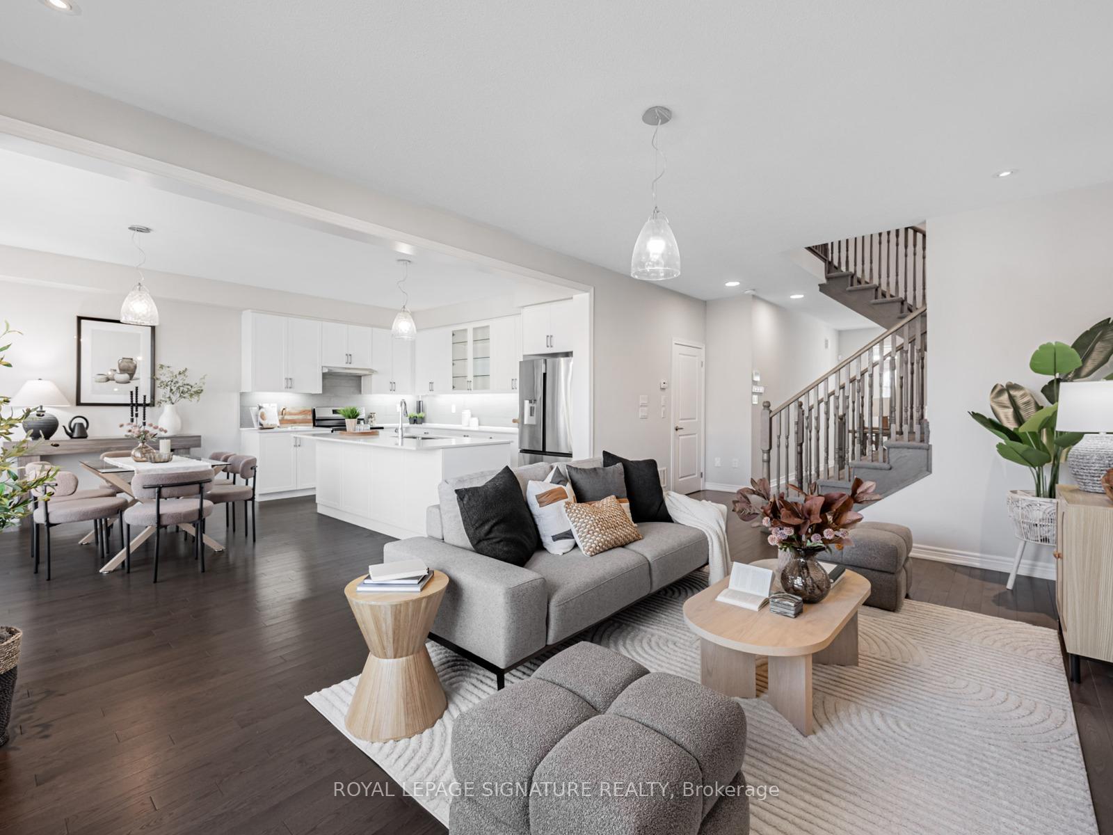 Photo 5 of 135 Woolacott Lane, Clarington, Bowmanville — HOMEH