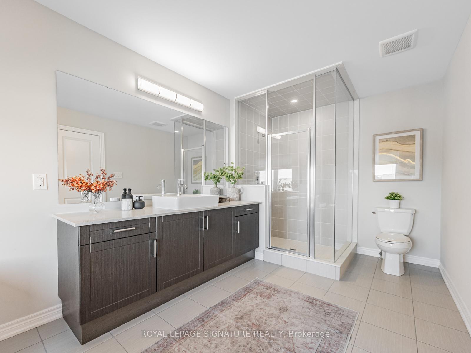 Photo 15 of 135 Woolacott Lane, Clarington, Bowmanville — HOMEH