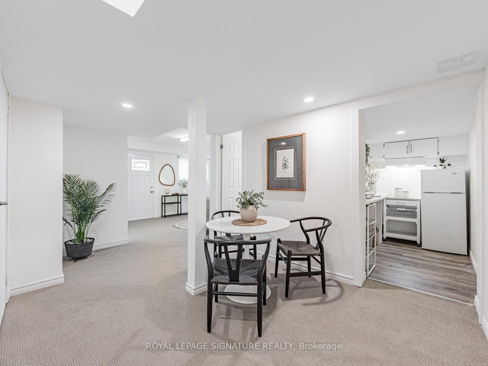 Photo 20 of 135 Woolacott Lane, Clarington, Bowmanville — HOMEH