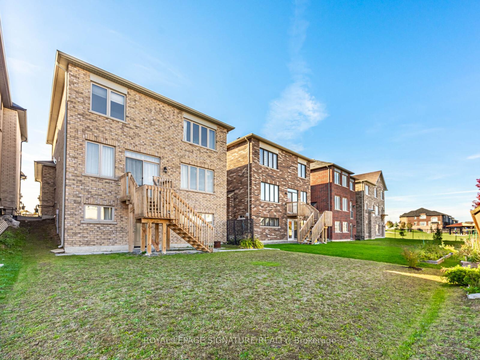 Photo 26 of 135 Woolacott Lane, Clarington, Bowmanville — HOMEH