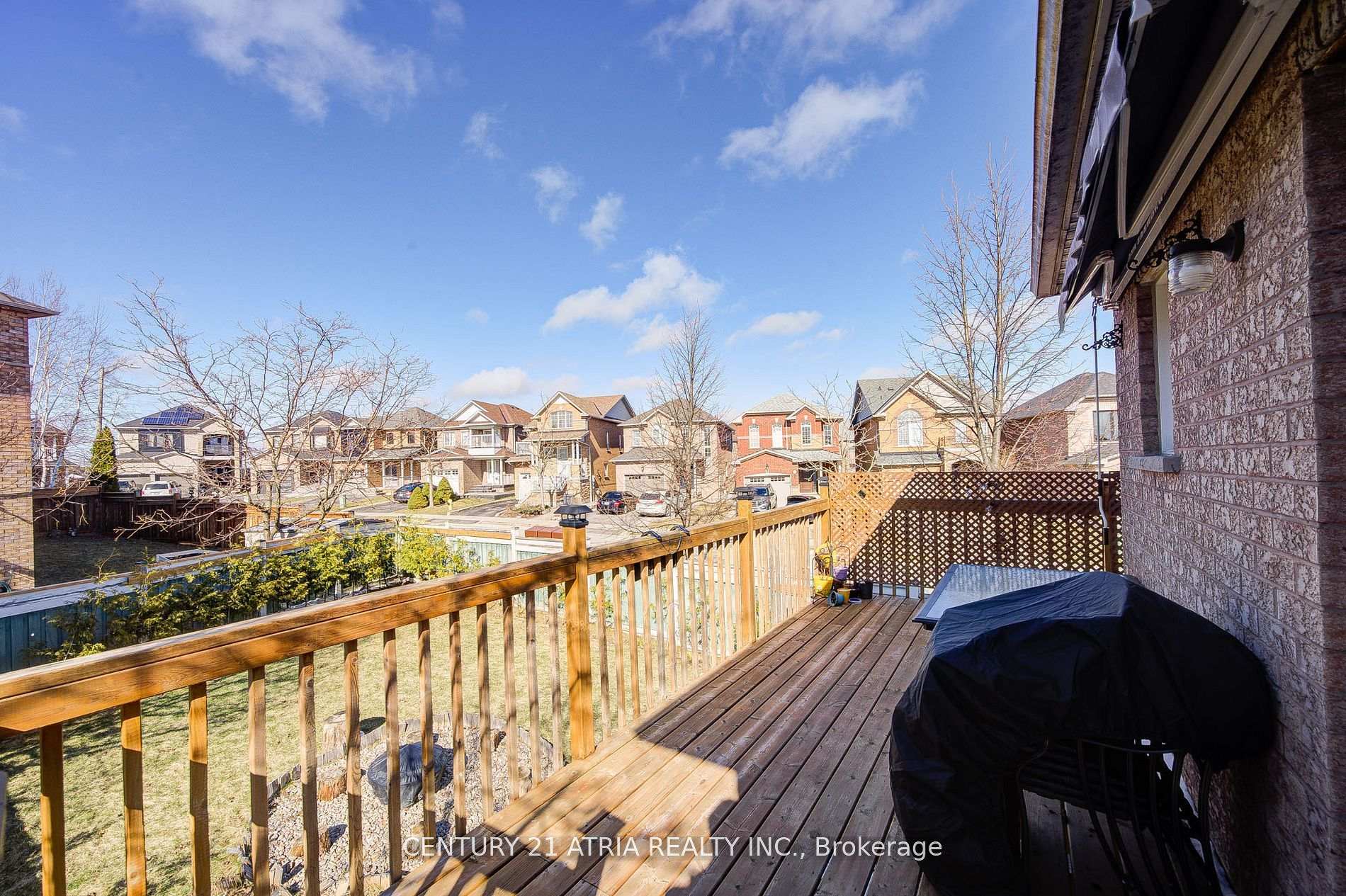 Photo 24 of 2 Goyo Gate, Vaughan, Maple — HOMEH