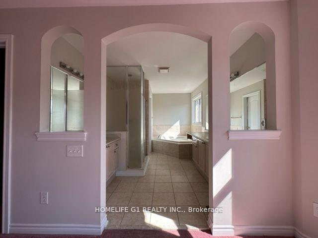 Photo 15 of 8 Caversham (upper level) Drive, Brampton, Sandringham-Wellington — HOMEH