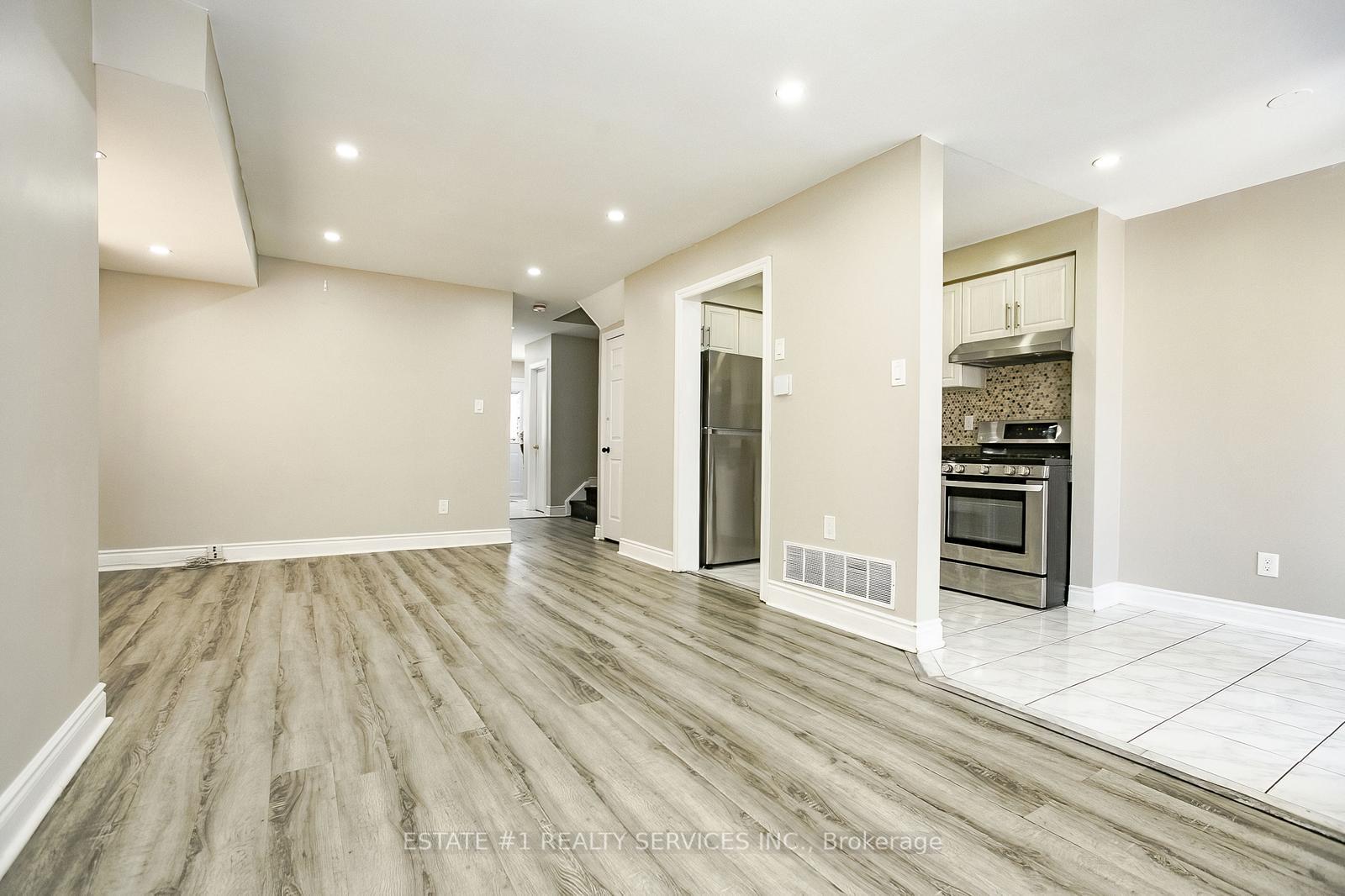 Photo 31 of 117 Richwood Crescent, Brampton, Bram West — HOMEH