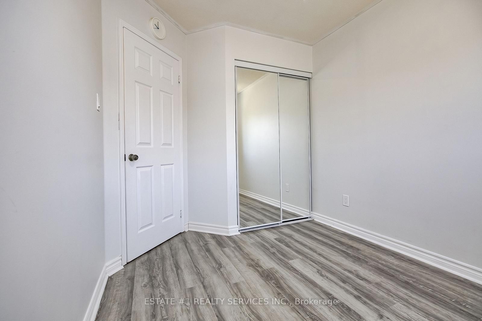 Photo 37 of 117 Richwood Crescent, Brampton, Bram West — HOMEH
