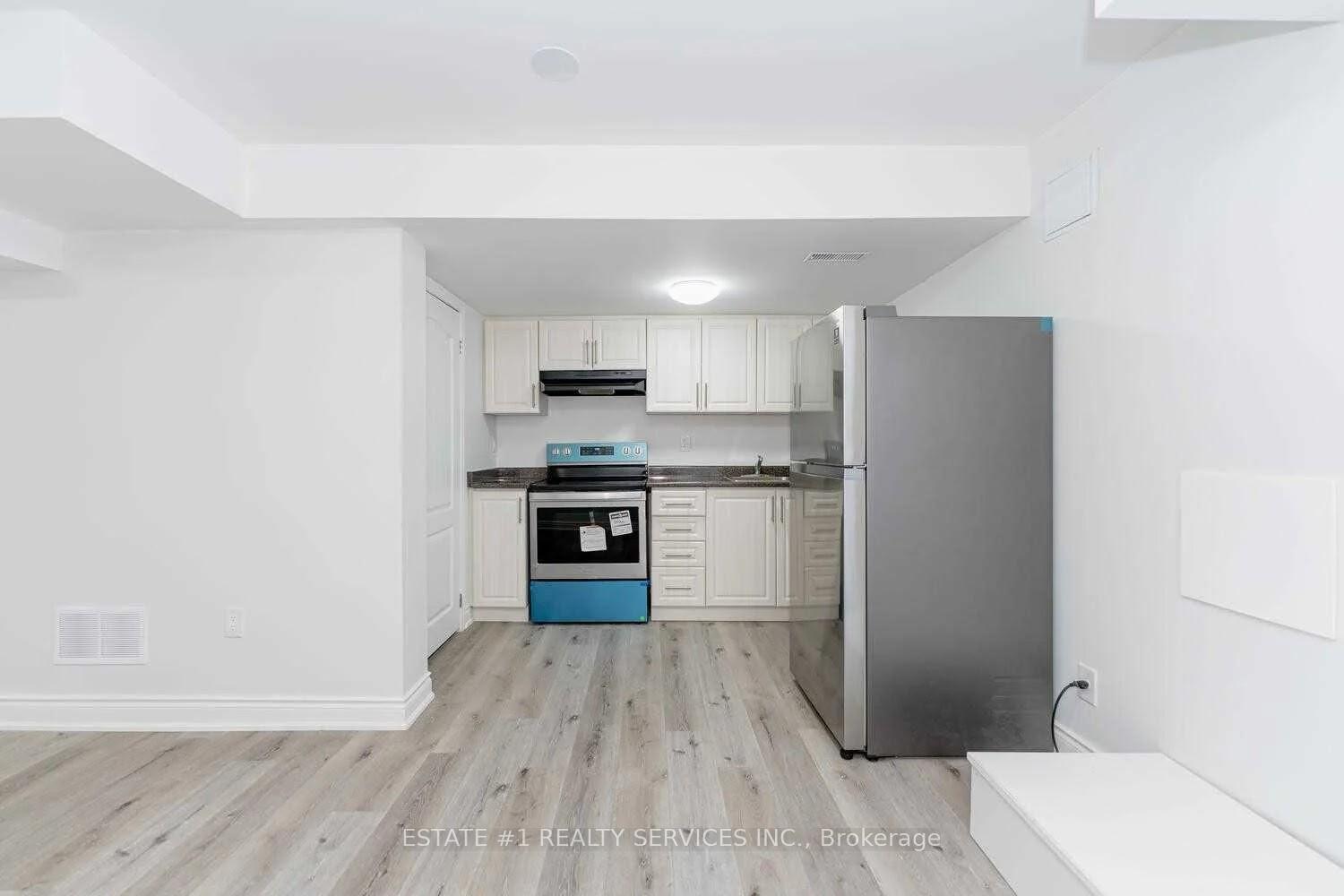 Photo 28 of 117 Richwood Crescent, Brampton, Bram West — HOMEH