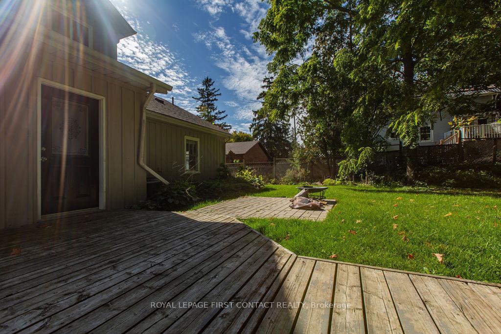 Photo 26 of 218 Kempenfelt Drive, Barrie, North Shore — HOMEH