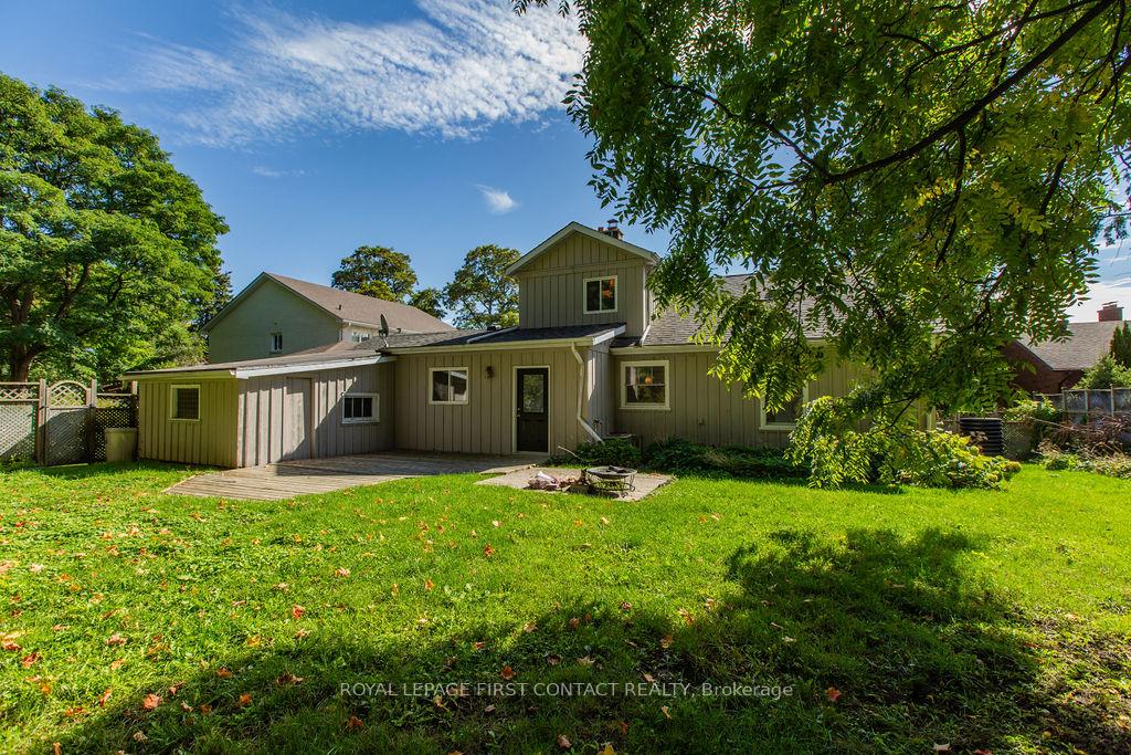 Photo 27 of 218 Kempenfelt Drive, Barrie, North Shore — HOMEH