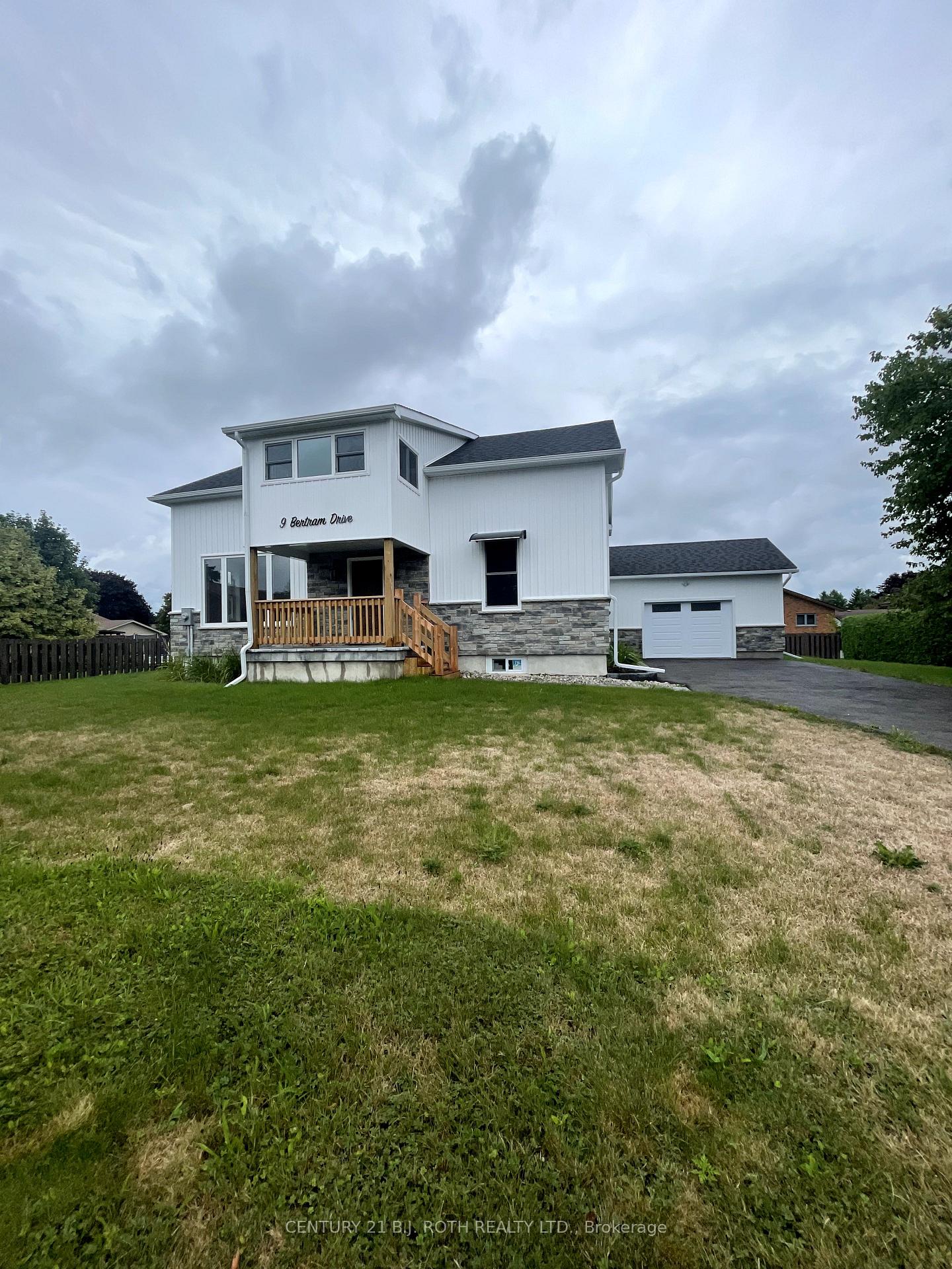 Photo 4 of 9 Bertram Drive, Springwater, Elmvale — HOMEH