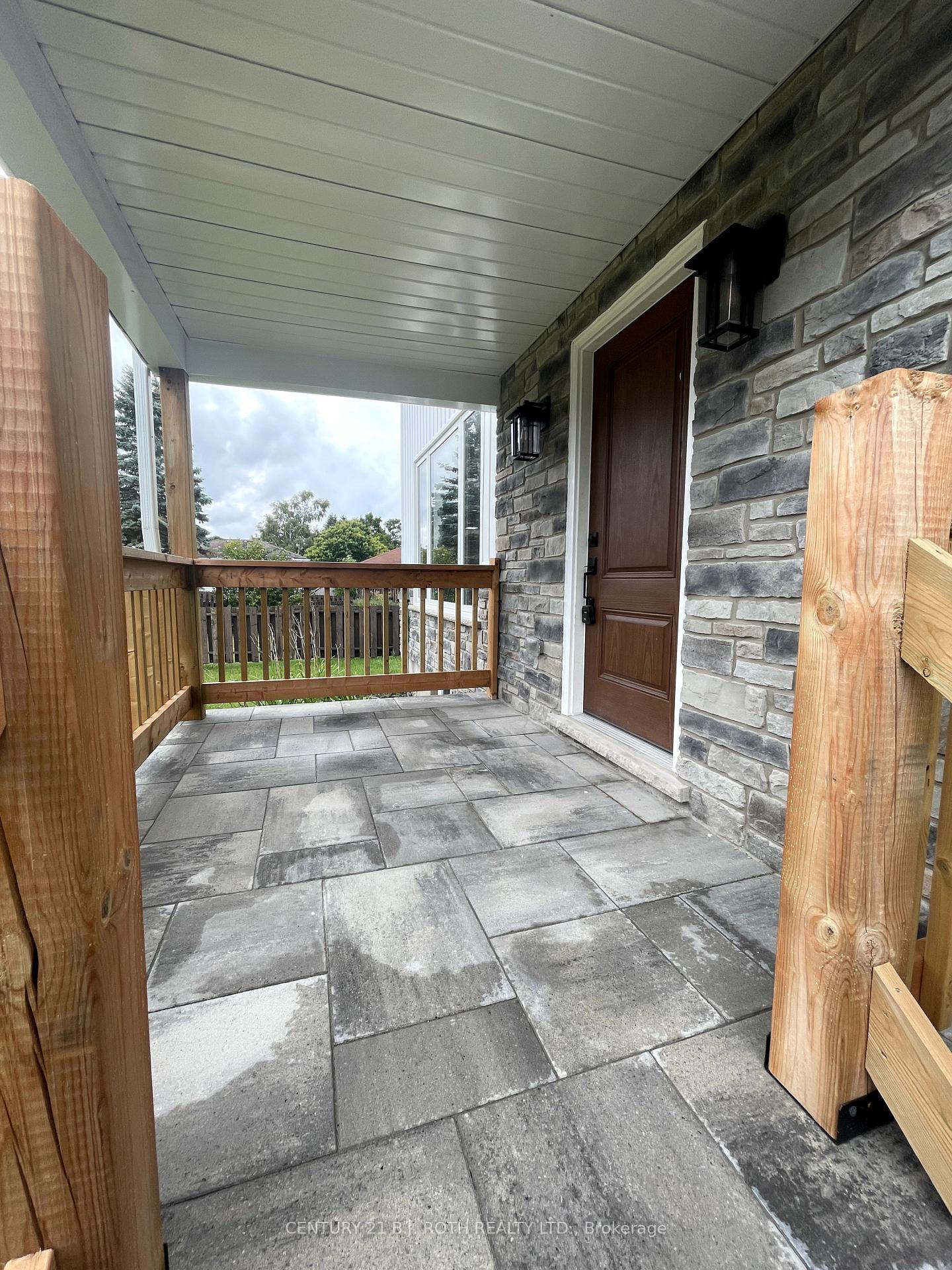 Photo 6 of 9 Bertram Drive, Springwater, Elmvale — HOMEH