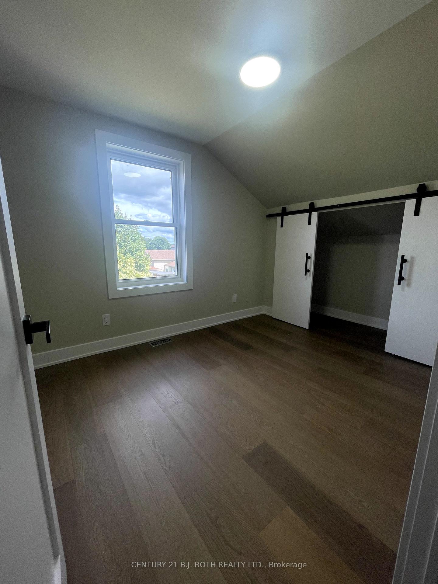 Photo 26 of 9 Bertram Drive, Springwater, Elmvale — HOMEH