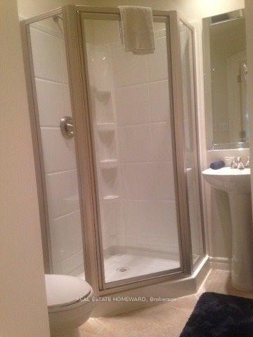 Photo 6 of Unit Lower, 121 Wheeler Avenue, Toronto, The Beaches — HOMEH
