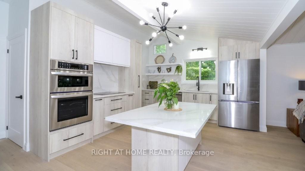 Photo 2 of 7459 Island Crescent, Ramara, Rural Ramara — HOMEH