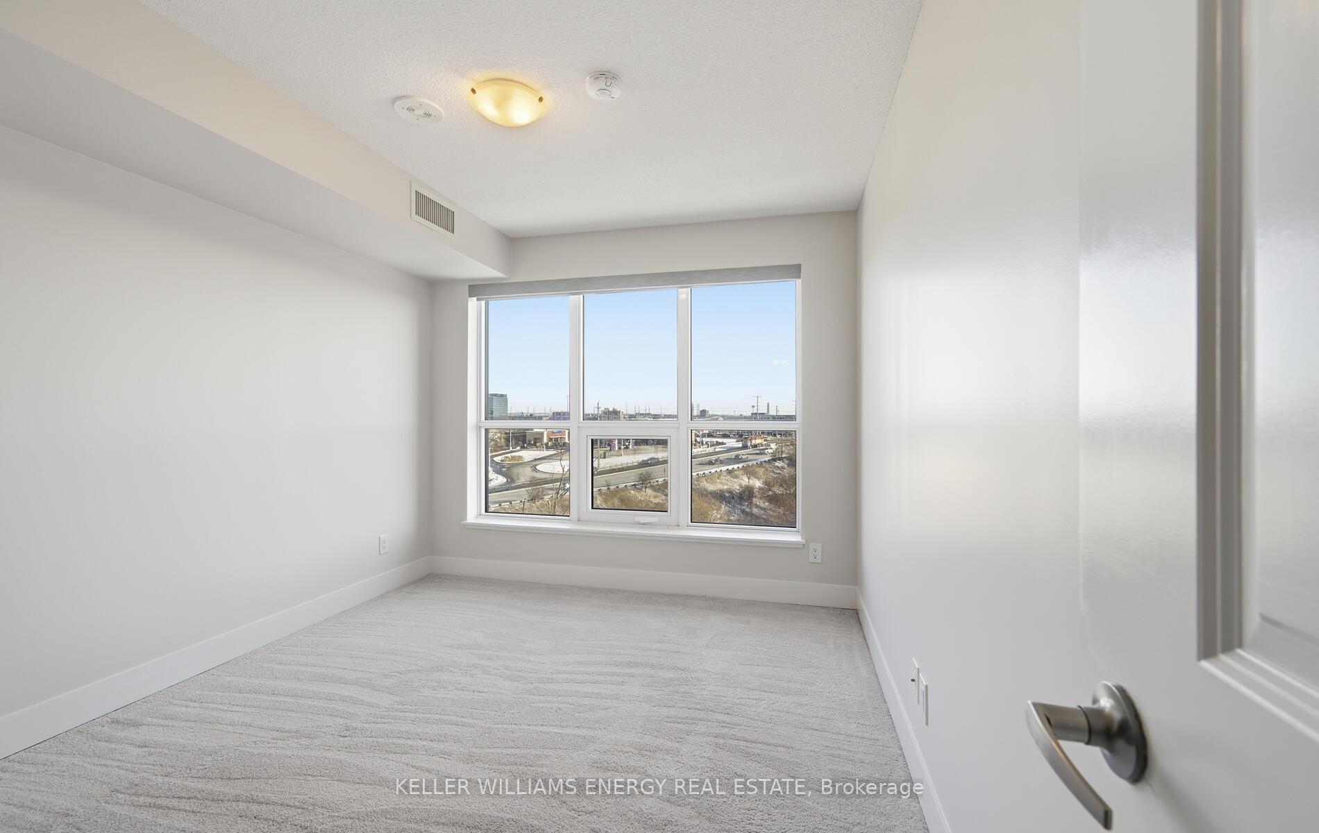 Photo 12 of Unit 504, 1255 Bayly Street, Pickering, Bay Ridges — HOMEH